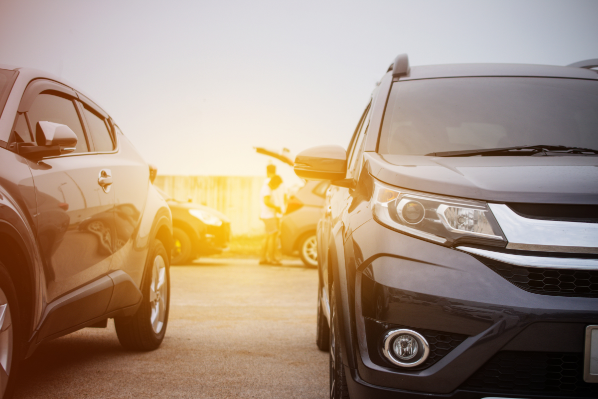 Parc auto cu mașini disponibile pentru vânzare